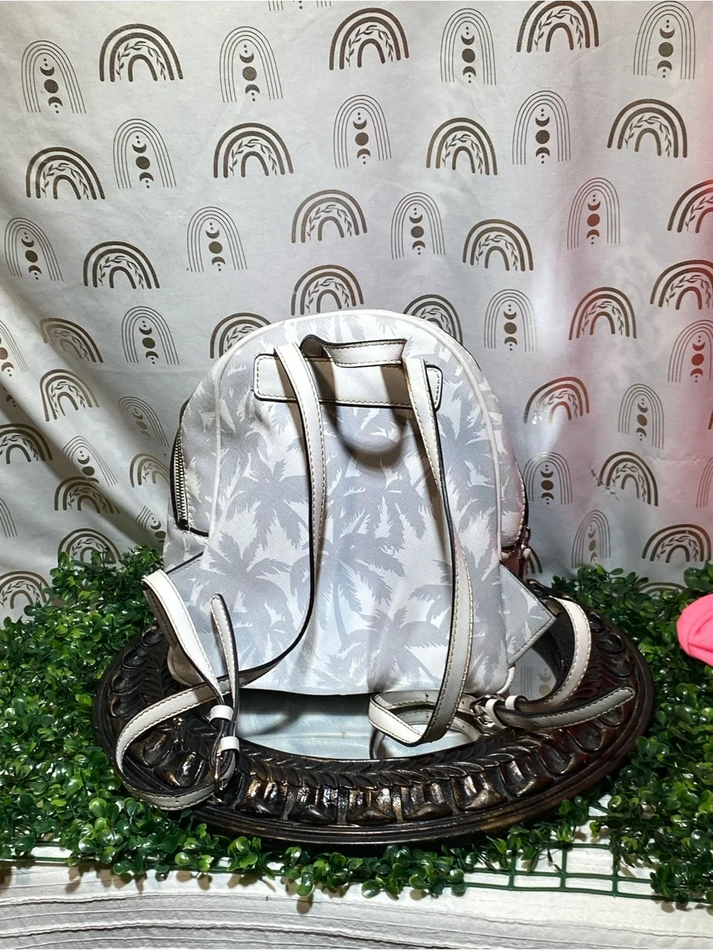 G by Guess by guess